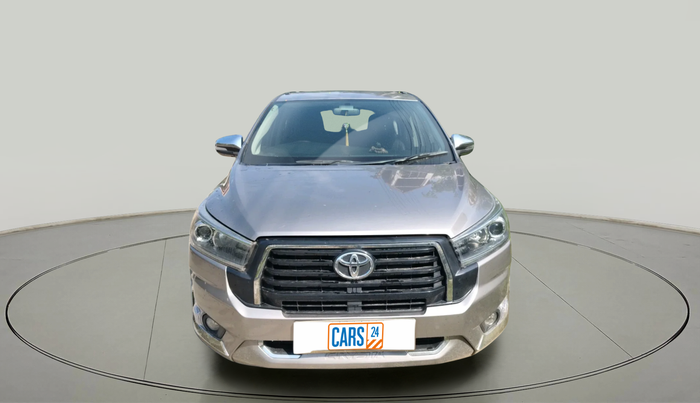 2020 Toyota Innova Crysta 2.4 VX 8 STR, Diesel, Manual, 1,65,165 km, exterior