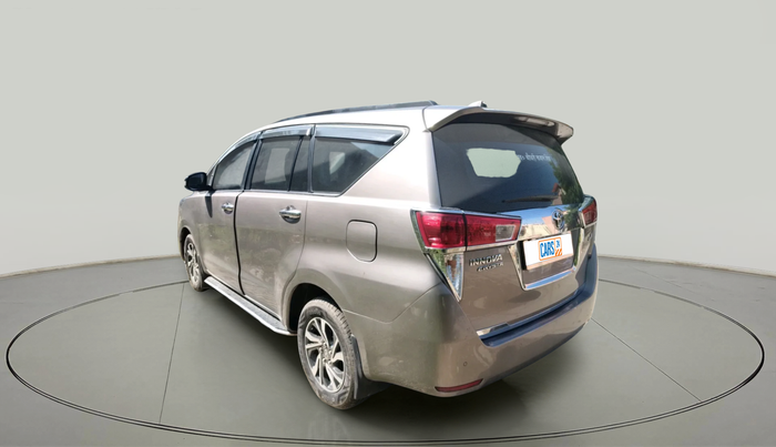 2020 Toyota Innova Crysta 2.4 VX 8 STR, Diesel, Manual, 1,65,165 km, exterior