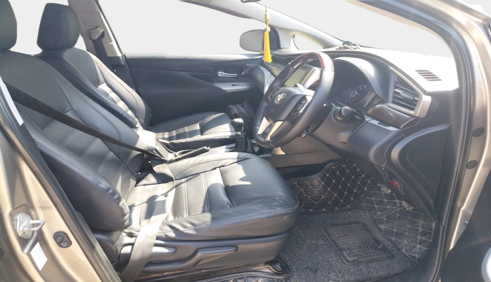 2020 Toyota Innova Crysta 2.4 VX 8 STR, Diesel, Manual, 1,65,165 km, interior