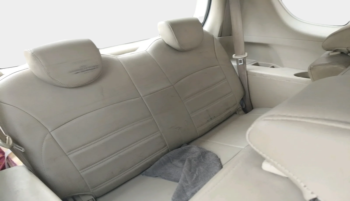 2012 Maruti Ertiga ZXI, Petrol, Manual, 1,39,996 km, interior