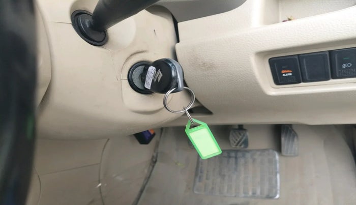 2012 Maruti Ertiga ZXI, Petrol, Manual, 1,39,996 km, interior