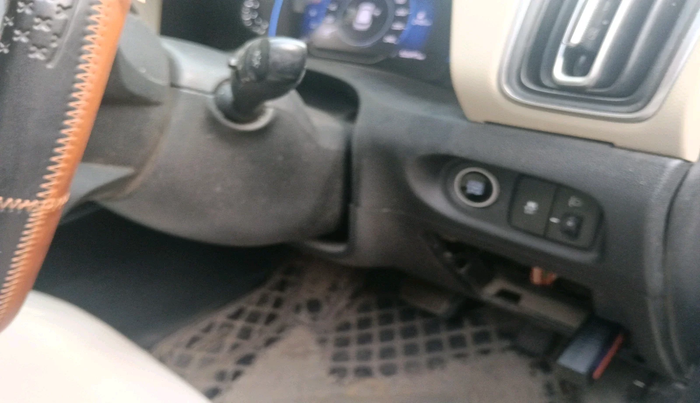 2022 Hyundai Creta SX (O) AT 1.5 DIESEL, Diesel, Automatic, 52,697 km, interior