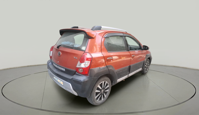 2015 Toyota Etios CROSS 1.4 VD, Diesel, Manual, 1,06,773 km, exterior