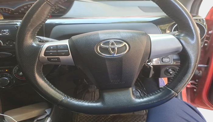 2015 Toyota Etios CROSS 1.4 VD, Diesel, Manual, 1,06,773 km, interior