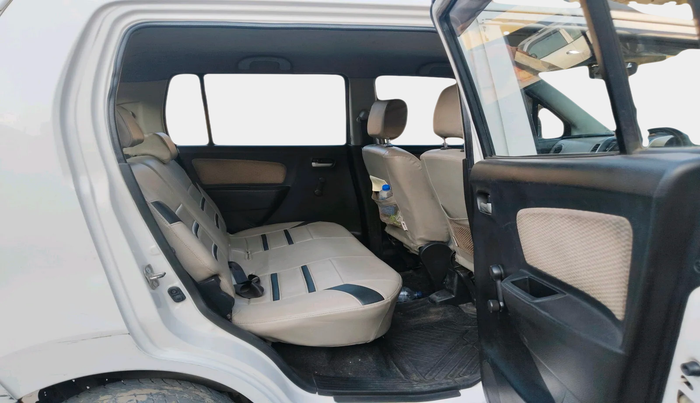 2017 Maruti Wagon R 1.0 LXI, Petrol, Manual, 23,079 km, interior