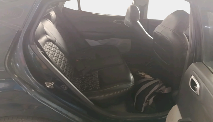 2022 Hyundai GRAND I10 NIOS SPORTZ 1.2 KAPPA VTVT CNG, Petrol, Manual, 35,699 km, interior