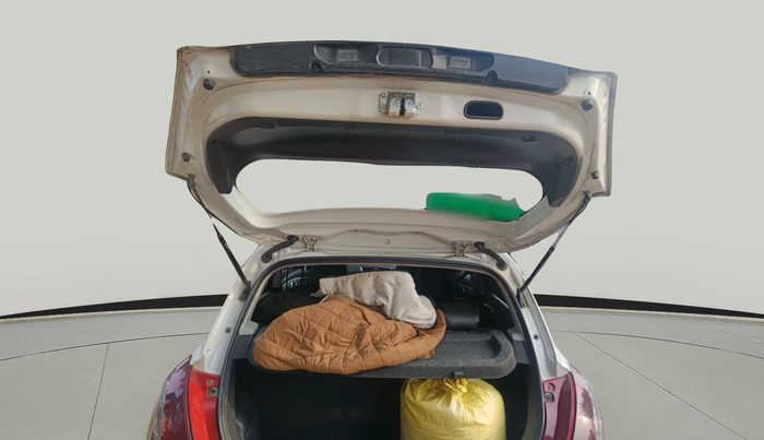 2017 Maruti Swift VXI O, Petrol, Manual, 1,25,099 km, exterior