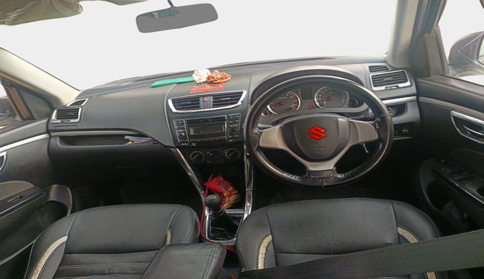 2017 Maruti Swift VXI O, Petrol, Manual, 1,25,099 km, interior
