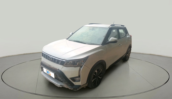 2020 Mahindra XUV300 W8 (O) 1.5 DIESEL, Diesel, Manual, 96,696 km, exterior
