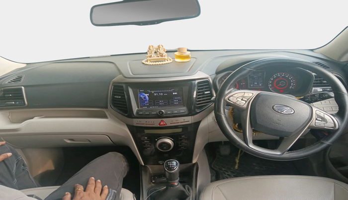 2020 Mahindra XUV300 W8 (O) 1.5 DIESEL, Diesel, Manual, 96,696 km, interior