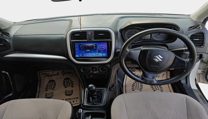 2021 Maruti Vitara Brezza LXI, Petrol, Manual, 38,915 km, interior