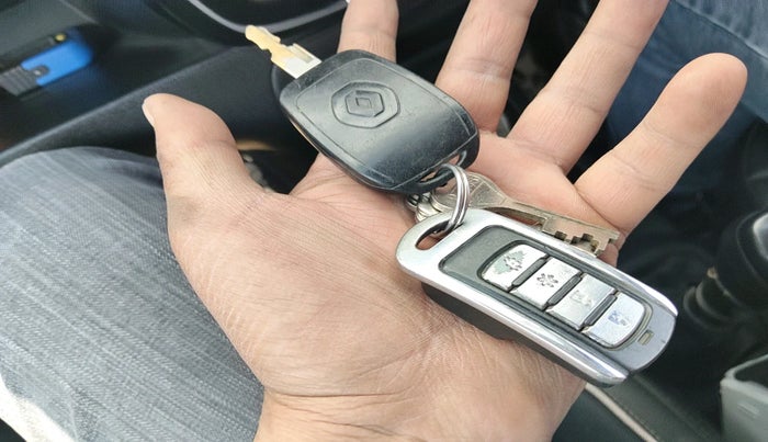 2018 Renault Kwid RXL, Petrol, Manual, 1,08,155 km, interior