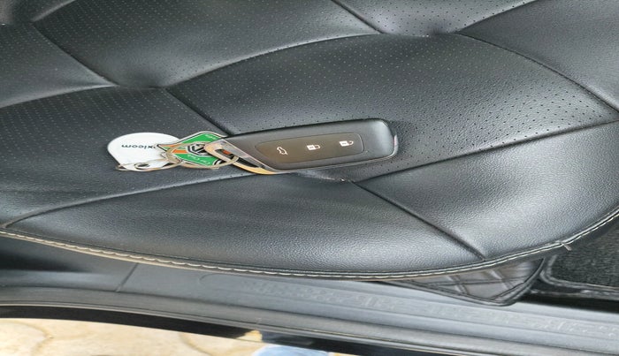 2025 MG Windsor EV Essence Pro, Electric, Automatic, 26,837 km, interior