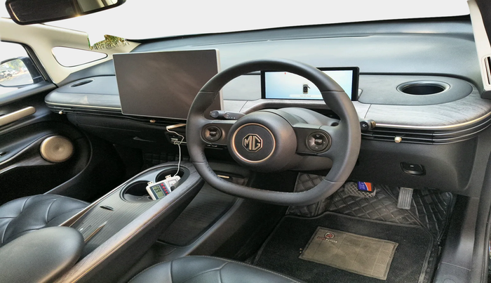 2025 MG Windsor EV Essence Pro, Electric, Automatic, 26,837 km, interior