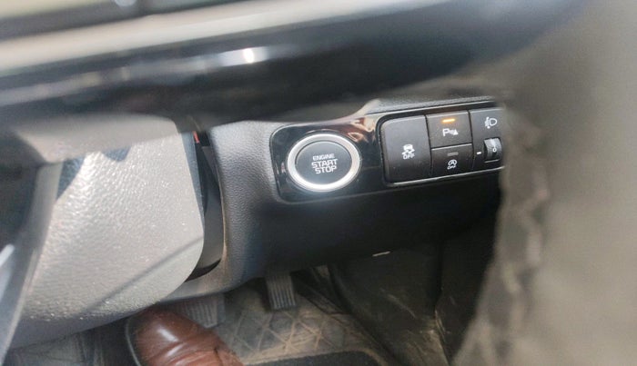 2024 KIA SONET 	 HTX 1.0 TURBO DCT, Petrol, Automatic, 9,278 km, interior