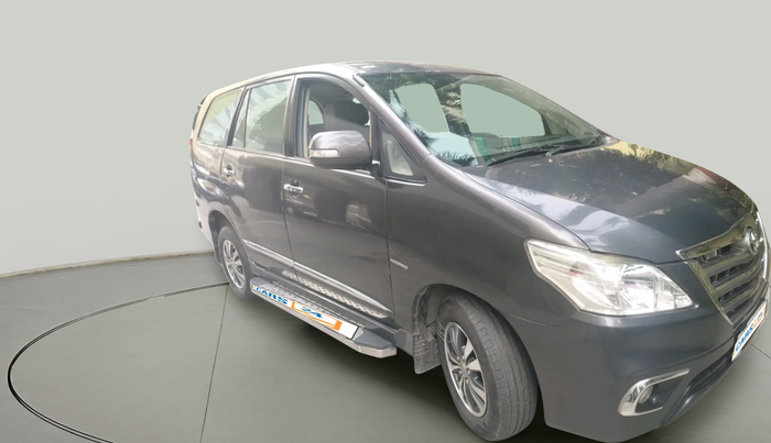 2015 Toyota Innova 2.5 VX 7 STR, Diesel, Manual, 86,713 km, exterior