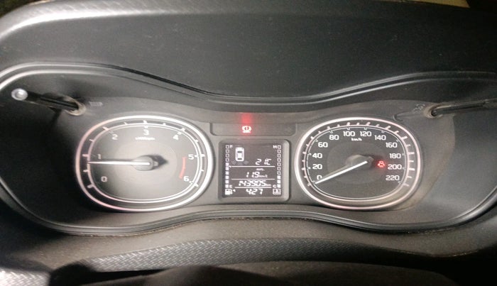 2016 Maruti Vitara Brezza ZDI, Diesel, Manual, 1,43,905 km, interior