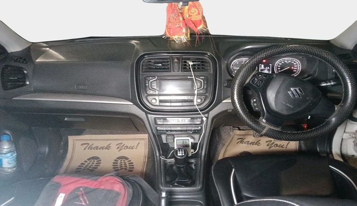 2016 Maruti Vitara Brezza ZDI, Diesel, Manual, 1,43,905 km, interior