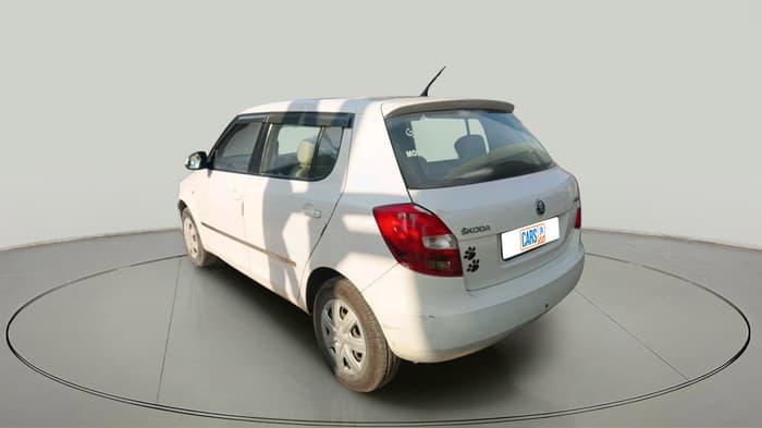 2013 Skoda Fabia AMBIENTE 1.2 MPI, Petrol, Manual, 69,456 km, exterior