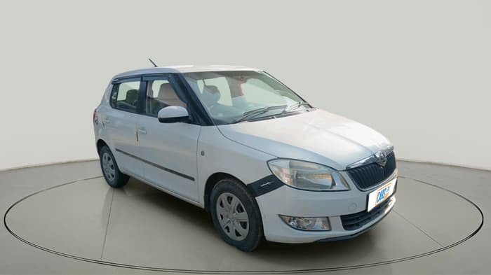 2013 Skoda Fabia AMBIENTE 1.2 MPI, Petrol, Manual, 69,456 km, exterior