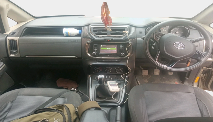 2017 Tata Hexa XM 4X2 7 STR, Diesel, Manual, 60,234 km, interior