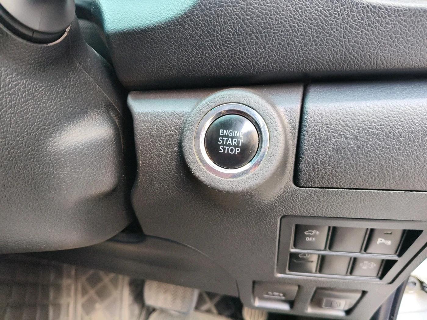 2021 Toyota Fortuner 4X4 AT 2.8 LEGENDER, Diesel, Automatic, 1,02,572 km, interior