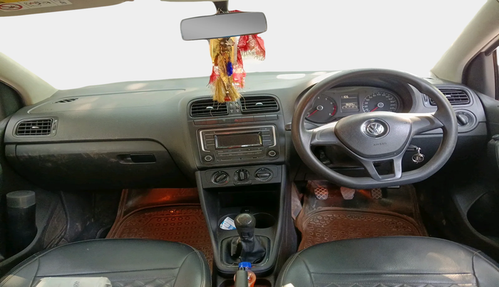 2017 Volkswagen Polo COMFORTLINE 1.2L, Petrol, Manual, 96,005 km, interior