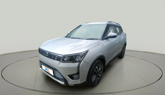 2021 Mahindra XUV300 W8 (O) 1.5 DIESEL, Diesel, Manual, 40,166 km, exterior