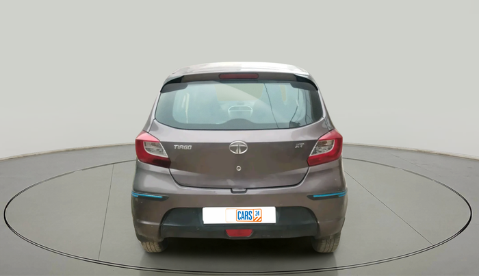 2017 Tata Tiago XT PETROL, Petrol, Manual, 1,88,764 km, exterior