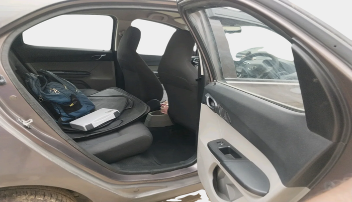 2017 Tata Tiago XT PETROL, Petrol, Manual, 1,88,764 km, interior