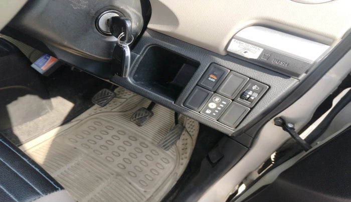 2014 Maruti Wagon R 1.0 LXI CNG, Petrol, Manual, 71,000 km, interior