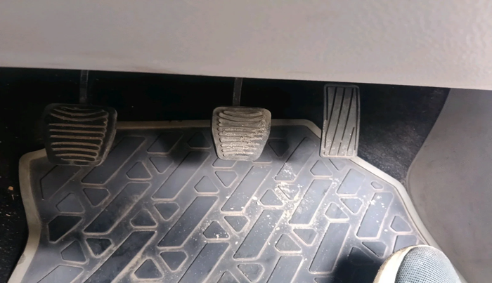 2019 Mahindra XUV300 W6 1.5 DIESEL, Diesel, Manual, 39,381 km, interior