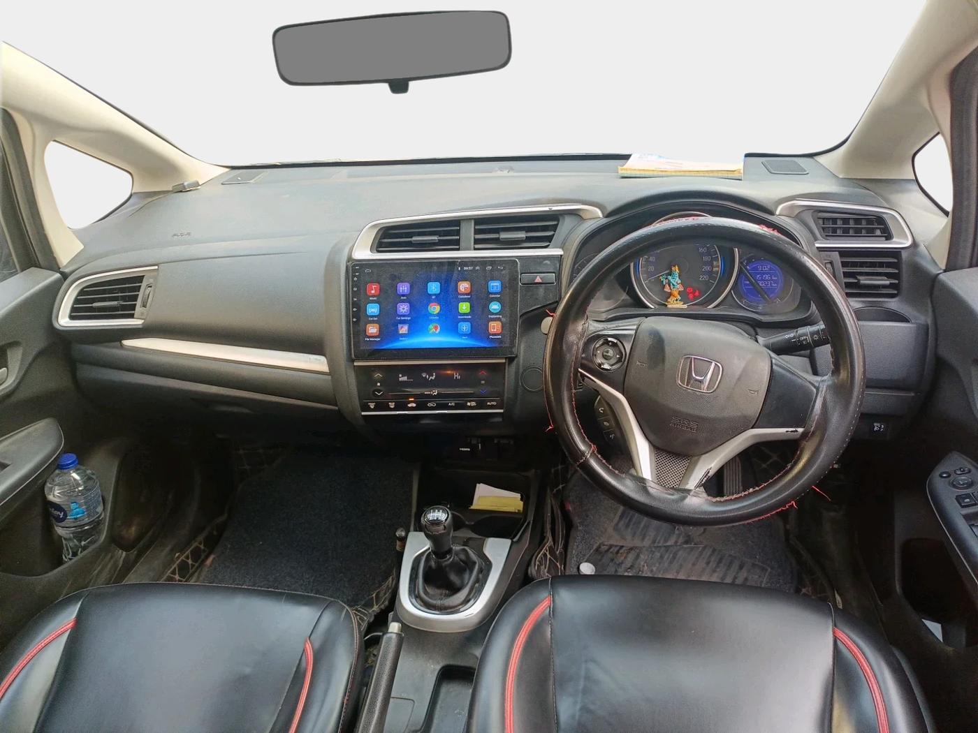2017 Honda WR-V 1.2L I-VTEC VX MT, Petrol, Manual, 1,51,961 km, interior