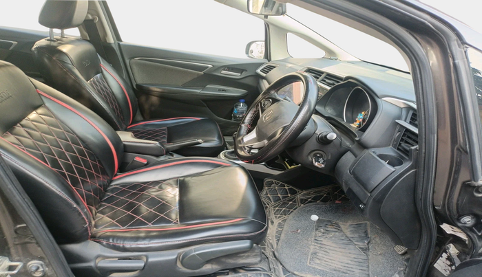 2017 Honda WR-V 1.2L I-VTEC VX MT, Petrol, Manual, 1,51,961 km, interior