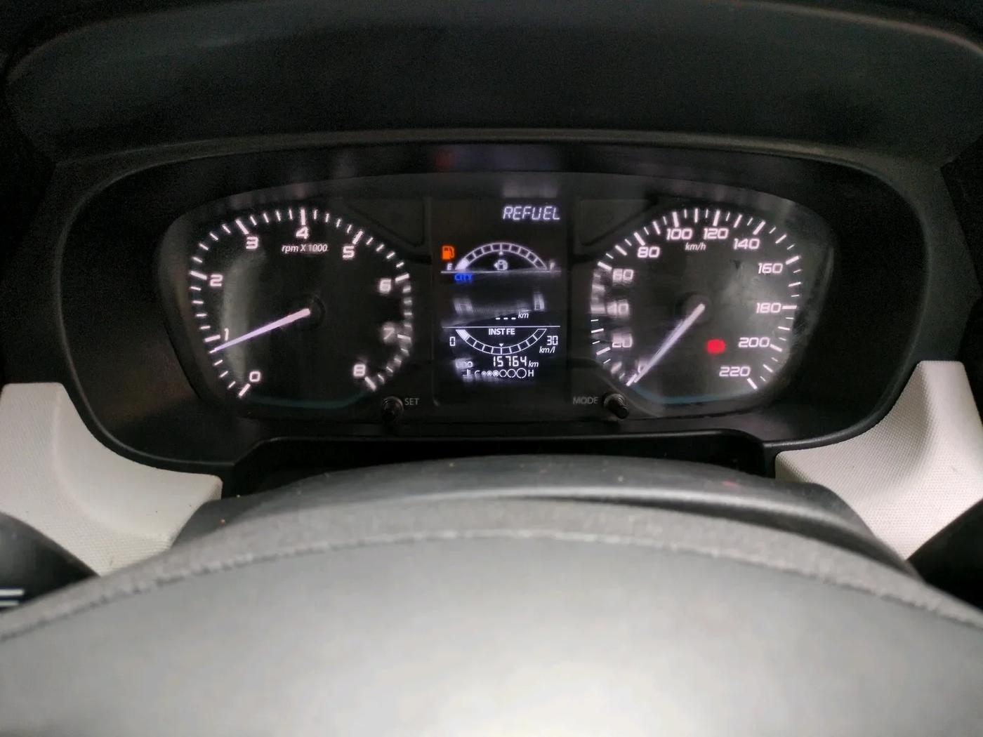 2023 Tata PUNCH PURE MT, Petrol, Manual, 15,764 km, interior