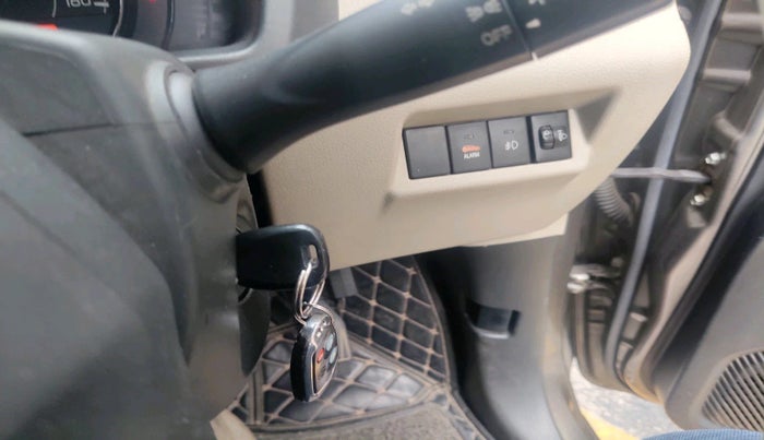 2019 Maruti New Wagon-R LXI 1.0, Petrol, Manual, 39,772 km, interior