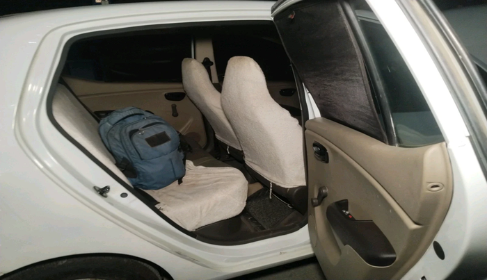 2011 Hyundai i10 ERA 1.1, Petrol, Manual, 46,007 km, interior