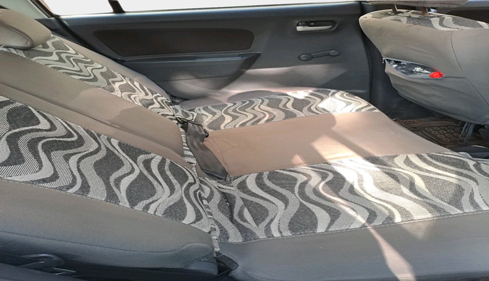 2011 Maruti Wagon R 1.0 LXI, Petrol, Manual, 1,00,531 km, interior