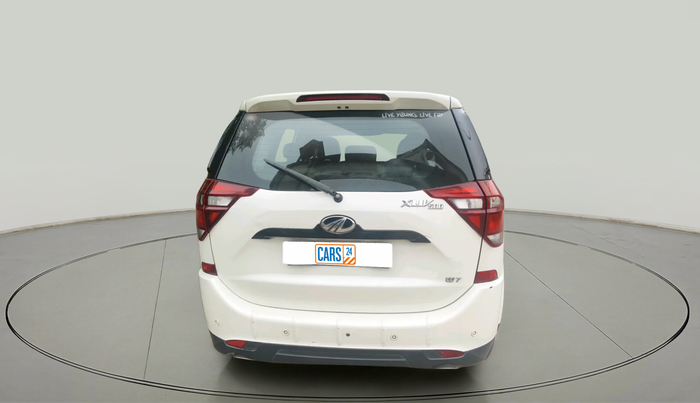 2021 Mahindra XUV500 W7, Diesel, Manual, 67,566 km, exterior