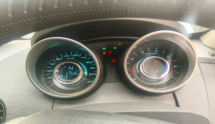 2021 Mahindra XUV500 W7, Diesel, Manual, 67,566 km, interior