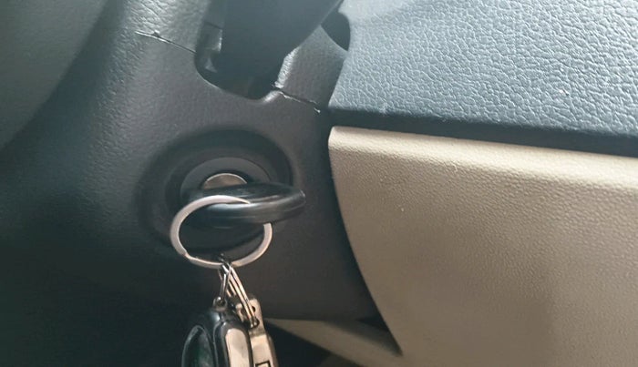 2011 Volkswagen Polo TRENDLINE 1.2L PETROL, Petrol, Manual, 85,943 km, interior