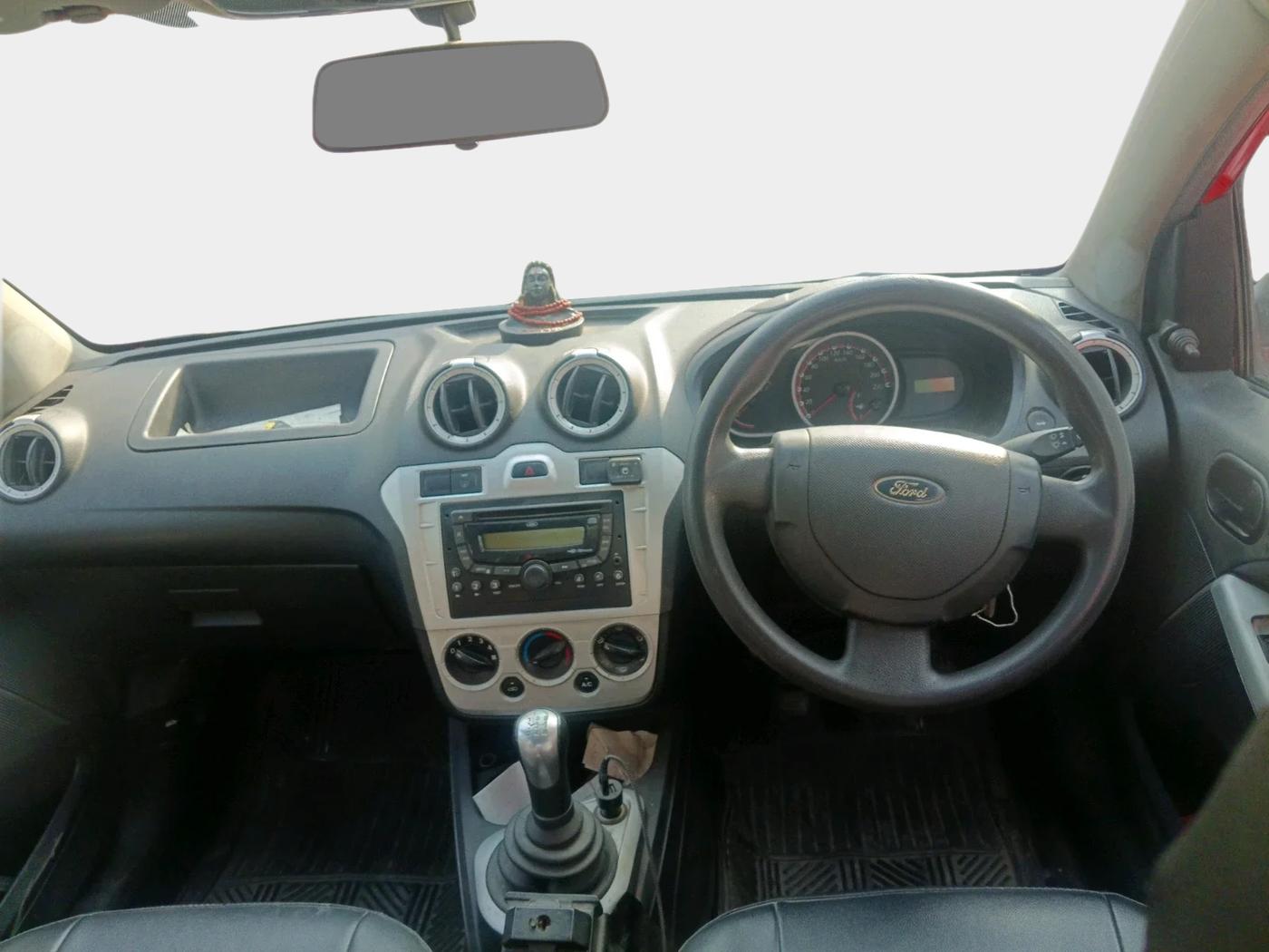 2011 Ford Figo ZXI 1.2 PETROL, CNG, Manual, 75,357 km, interior