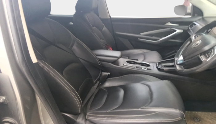 2019 MG HECTOR SHARP 1.5 DCT PETROL, Petrol, Automatic, 1,12,714 km, interior
