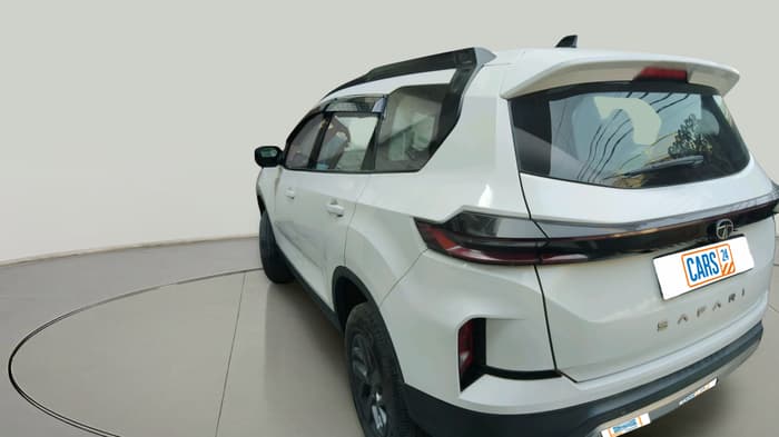 2024 Tata Safari PURE PLUS S AT, Diesel, Automatic, 29,507 km, exterior