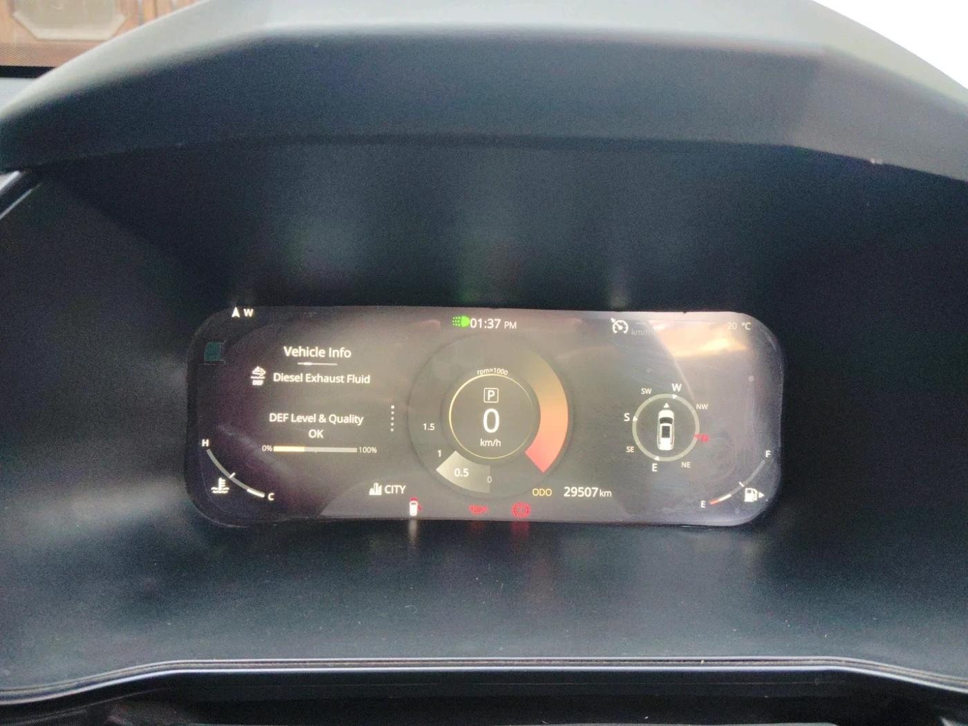 2024 Tata Safari PURE PLUS S AT, Diesel, Automatic, 29,507 km, interior
