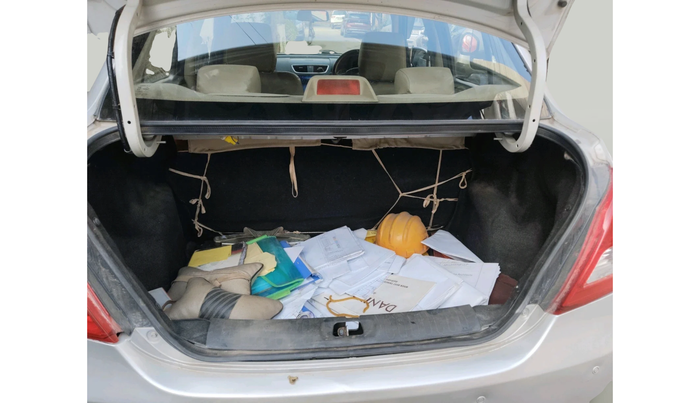 2014 Maruti Swift Dzire VXI, Petrol, Manual, 1,88,722 km, exterior