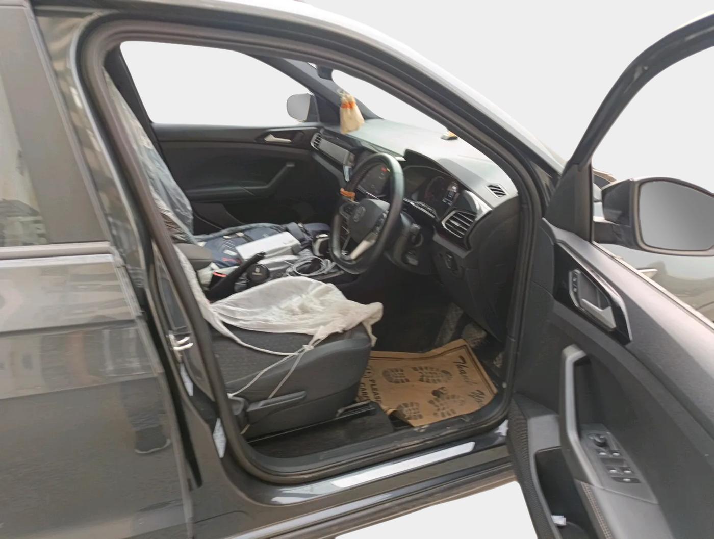 2024 Volkswagen TAIGUN GT Line 1.0L TSI AT, Petrol, Automatic, 28,529 km, interior