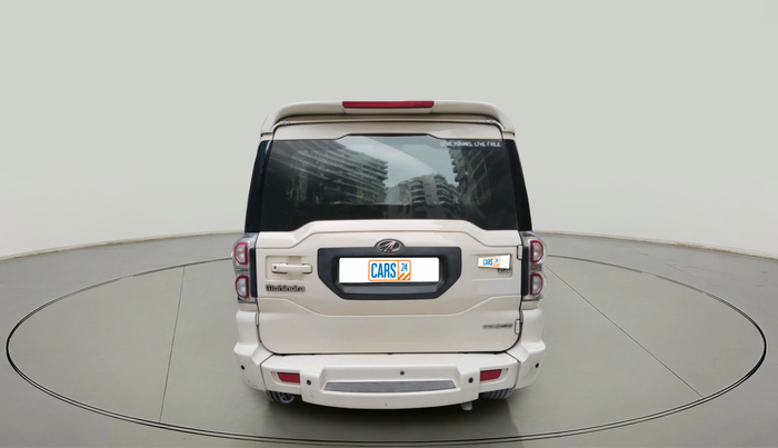 2017 Mahindra Scorpio S4 PLUS 1.99 INTELLI-HYBRID, Diesel, Manual, 86,777 km, exterior