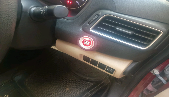 2018 Honda Amaze 1.2L I-VTEC VX, Petrol, Manual, 57,882 km, interior