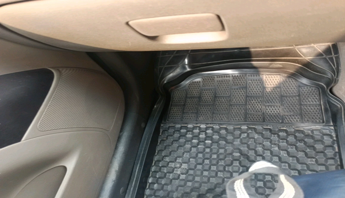 2011 Hyundai i10 ERA 1.1, Petrol, Manual, 89,146 km, interior